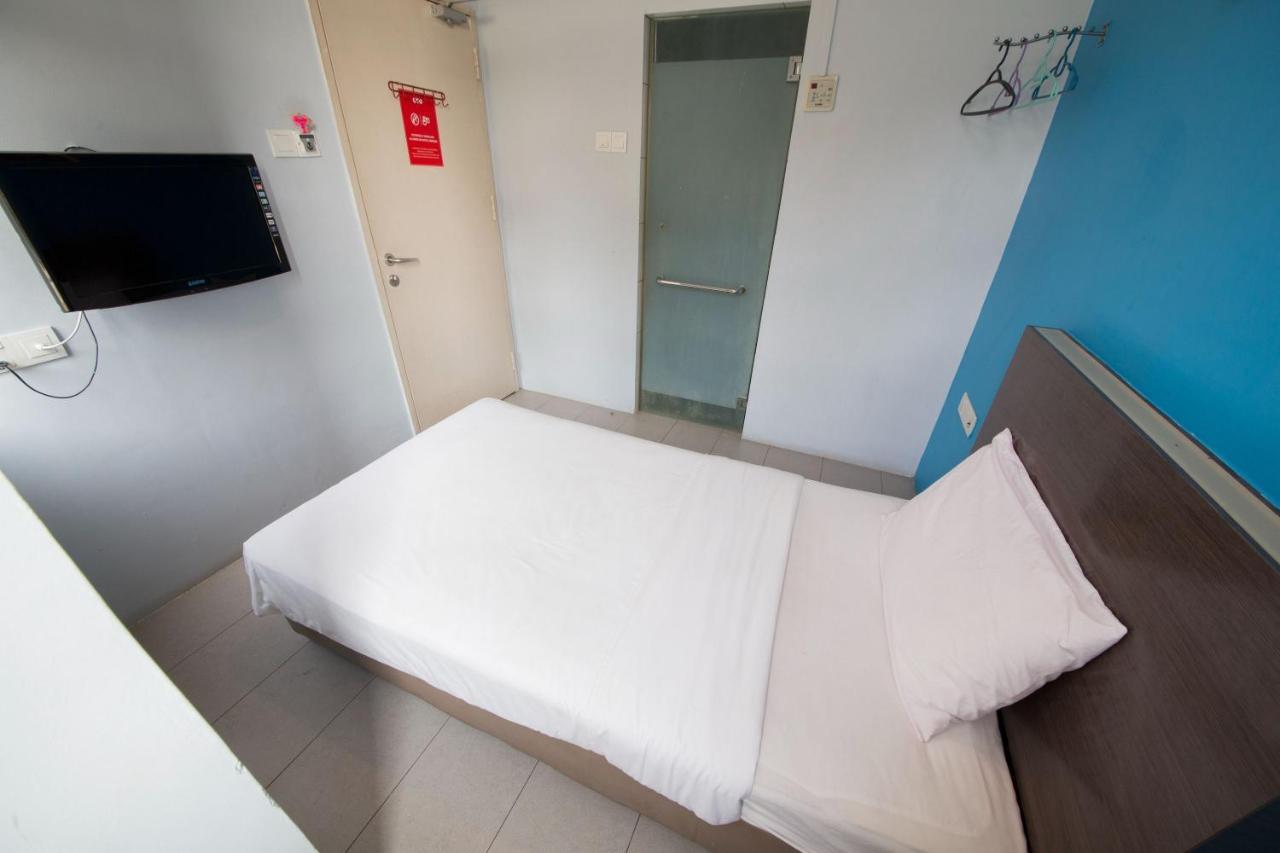Golden Pearl Hotel Near Universiti Tun Hussein Onn Malaysia Uthm Batu Pahat Exterior foto